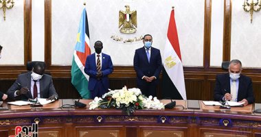 رئيس الوزراء يشهد التوقيع على وثائق لتعزيز التعاون المشترك مع جنوب السودان