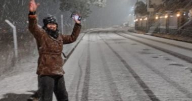 الثلوج تزين شوارع البرازيل فى تساقط نادر منذ 64 عاما.. فيديو وصور
