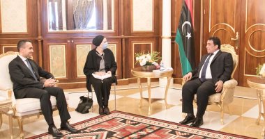 رئيس المجلس الرئاسى الليبى يبحث مع وزير خارجية إيطاليا إجراء الانتخابات