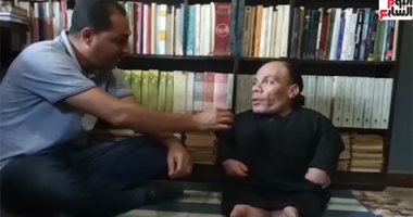 أقصر راجل فى المنوفية.. "عم عادل سعيد" 42 عاماً وطوله 75 سم وحياته قصة قصيرة