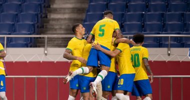 نيمار يتصدر تشكيل منتخب البرازيل ضد بيرو فى تصفيات كأس العالم