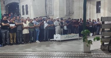 أهالي بورسعيد يشيعون جنازة سائق "اللنش" غارق منذ 6 شهور  أمام سواحل المحافظة 