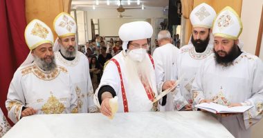 الكنيسة الأرثوذكسية تحتفل بصوم مريم العذراء برسامة شمامسة وتدشين مذابح