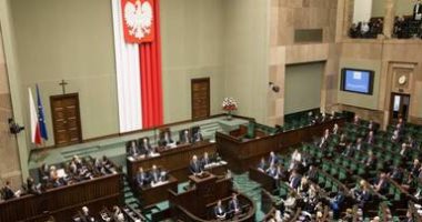 رئيس بولندا يوقع على تعديل لإجراء استفتاء شعبى مع الانتخابات البرلمانية
