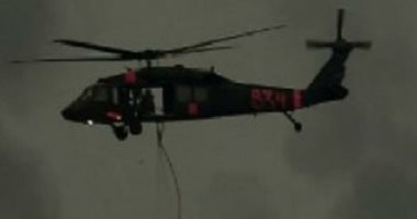 الجيش الجزائري يدفع بمروحيات من طراز "MI 26" للمشاركة في إخماد حرائق الغابات