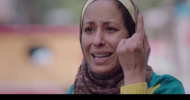 دنيا ماهر زوجة محمد سلام ولديها 5 أطفال في فيلم "حامل اللقب"