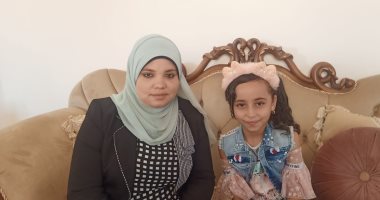 معجزة بنى سويف.. لوجين طفلة 8 سنوات تجيد إلقاء الشعر بالفصحى والعامية "فيديو"