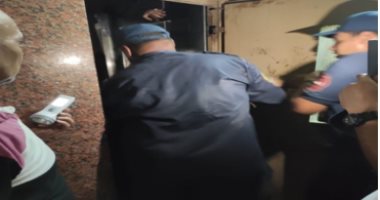 قوات الحماية المدنية تنقذ شخصين تعطل بهما مصعد بالفيوم