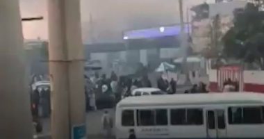 اندلاع حريق بمطار كابول بعد إطلاق نار بين القوات الأمريكية ومجهولين.. فيديو