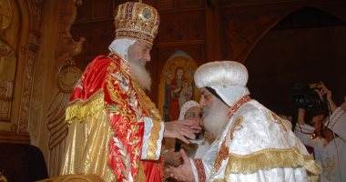 شاهد رسامة أسقف شبين القناطر درجة الأسقفية على يد البابا شنودة عام 2009