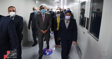 رئيس الوزراء: مصانع فاكسيرا للقاحات بمدينة 6 أكتوبر تهدف لإنتاج 8 لقاحات