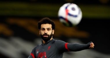 صلاح والننى يشاركان مع منتخب مصر أمام الجابون