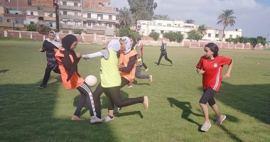 فريق كرة القدم النسائية بقلين يشارك مراكز شباب كفرالشيخ مبادرة 7 الصبح.. صور