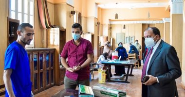 تطعيم 5000 طالب ضد فيروس كورونا داخل مراكز اللقاح بجامعة بنى سويف