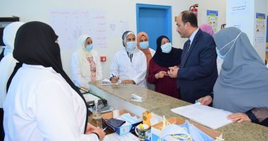 رئيس جامعة العريش يتابع الاستعدادات الطبية لاستقبال الطلبة الجدد.. صور 