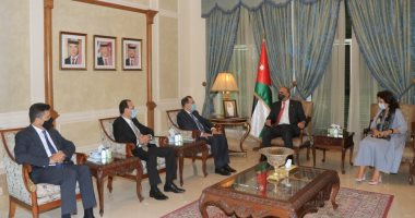 رئيس الوزراء الأردني يستقبل وزراء الطّاقة لدول مصر وسوريا ولبنان