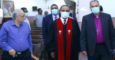 رئيس الكنيسة الإنجيلية يشارك فى حفل تنصيب راعٍ لكنيسة أرض شريف بشبرا مصر