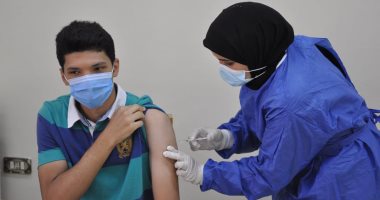 جامعة كفر الشيخ تواصل استقبال طلابها للتطعيم ضد فيروس كورونا.. صور