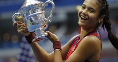 ملكة بريطانيا تهنئ أصغر بطلة إنجليزية ببطولات التنس: إنجاز يلهم الجيل القادم