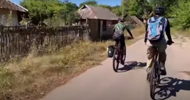 تحول مدينه تشرنوبيل لوجهة سياحية لراكبي الدراجات الهوائية .. فيديو وصور