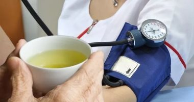 تناول من 5-6 أكواب من الشاى الأخضر يوميًا يُخفض ضغط الدم بشكل ملحوظ