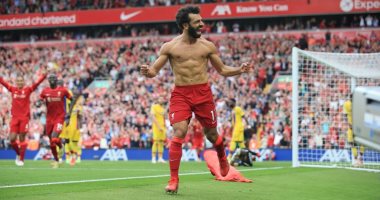 محمد صلاح يواصل صناعة التاريخ مع ليفربول.. النجم المصرى يقود فريقه لصدارة البريميرليج وتخطى كريستال بالاس بثلاثية.. الفرعون ينضم لقائمة الهدافين التاريخيين للريدز بعد وصوله للهدف 130 بجميع البطولات.. فيديو وصور