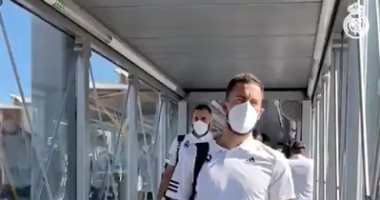 صورة بعثة ريال مدريد تطير إلي فالنسيا لمواجهة الخفافيش بالدوري الإسباني.. فيديو