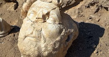 اكتشاف تمثال رخامى للإمبراطور الرومانى هادريان فى تركيا