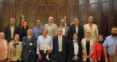 جامعة الإسكندرية تستضيف اجتماع اللجنة العلمية لمشروع الجينوم المصرى