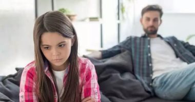6 نصائح للتعامل مع طفلك سريع الغضب.. التجاهل له مفعول السحر