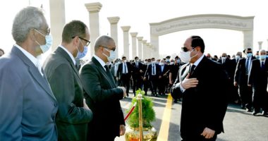 الرئيس السيسى يصل المسجد ليتقدم جنازة المشير حسين طنطاوی