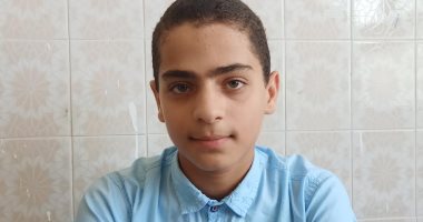 صوت ذهبى.. عبدالله 12 عاما يحاكى الشيخ السديس وياسر الدوسرى ببنى سويف