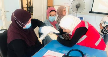 تسيير قوافل من الهلال الأحمر لتوفير خدمات صحية لمناطق وسط سيناء والشيخ زويد