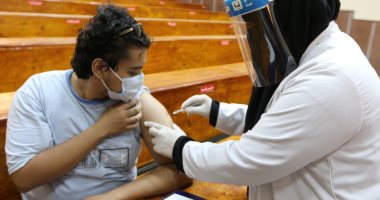 جامعة المنصورة تبدأ المرحلة الثانية لتطعيم طلابها بلقاح كورونا