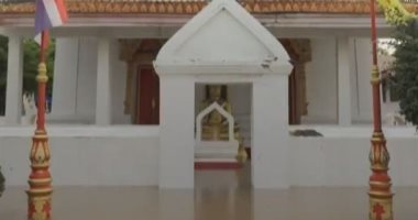 فيضانات تغرق المنازل والمعابد في مدينة أيوثايا التاريخية في تايلاند.. فيديو
