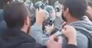 اشتباكات بين الشرطة ومتظاهرى المناخ فى ميلانو ..فيديو