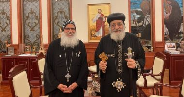 البابا تواضروس الثانى يستقبل كاهن الكنيسة الأرثوذكسية فى العراق