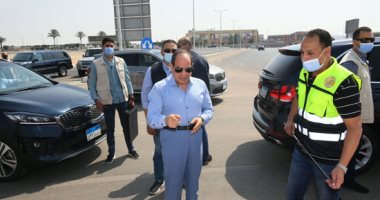 الرئيس السيسى يتفقد توسعة الطريق الدائرى والمحاور الجديدة بمنطقة مطار القاهرة