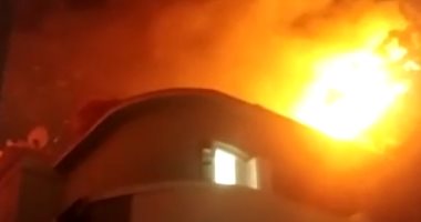 فيديو.. لحظة اشتعال حريق بشقة سكنية فى الدقى