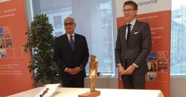 سفير مصر ببلجيكا: سنواصل العمل لاستكمال استرداد القطع الأثرية المهربة للخارج