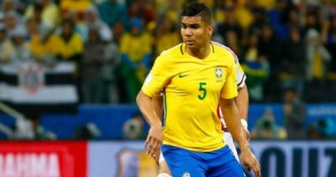 كاسيميرو يغيب عن مواجهة البرازيل والأرجنتين للإيقاف
