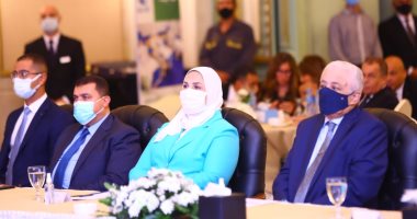 وزيرة التضامن: إنشاء مركز للخدمات الاجتماعية بقرية سيدى عبد الرحمن فى العلمين
