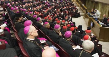 البابا فرنسيس يفتتح سنودس الأساقفة 2023 غدا بحضور الأنبا باخوم