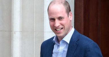 الأمير ويليام يستأنف واجباته الملكية لأول مرة منذ تشخيص مرض زوجته كيت بالسرطان
