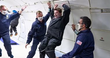 رواد الفضاء من ذوى الإعاقة يتدربون على رحلة بدون جاذبية بارتفاع 32000 قدم 