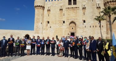 15 سفيرا يزورون قلعة قايتباي بالإسكندرية