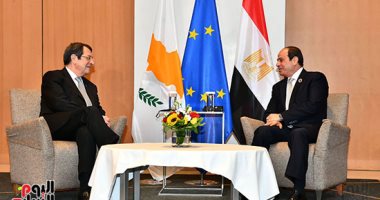 الرئيس السيسي يصل مقر انعقاد القمة الثلاثية بين مصر واليونان وقبرص 