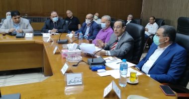 "تنفيذى شمال سيناء" يراجع استعدادات المحافظة للسيول 
