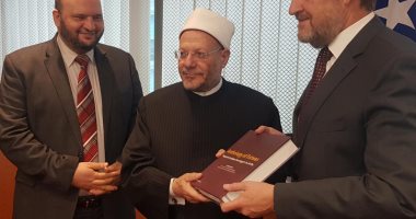 المفتى: التعاون بين المؤسسات الإسلامية لنشر الوسطية "ضرورة مُلِحَّة"