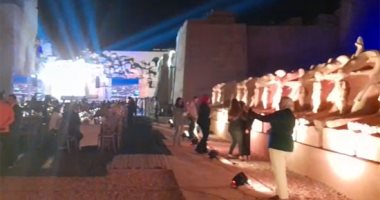 حفل عشاء لوفود يوم المدن العالمى داخل معبد الكرنك بالأقصر.. فيديو 